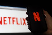 நெட்ஃபிக்ஸ் போன்ற ஸ்ட்ரீமிங் சேவைகளில் ‘ sensitive’ உள்ளடக்கத்தை கட்டுப்படுத்த அரசாங்கம் முயற்சி