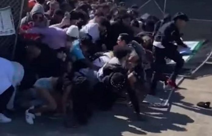 8killed