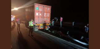 அலோர் ஸ்டாரில் நடந்த இரு வெவ்வேறு விபத்துகளில் ஒரு காரோட்டி மற்றும் மோட்டார் சைக்கிளோட்டி உயிரிழந்தனர்