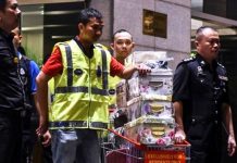 நஜிப், ரோஸ்மா ஆகியோருக்கு சொந்தமான ஆடம்பர பொருட்களை பறிமுதல் செய்யும் முயற்சியில் அரசாங்கம் தோல்வி