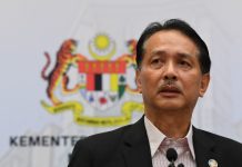 தடுப்பூசி போடாதவர்கள் கோவிட்-19 நோயால் இறப்பதற்கு 20 மடங்கு சாத்தியம் என்கிறார் சுகாதார இயக்குநர் ஜெனரல்