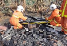 தீப்பரவல் ஏற்பட்ட வீட்டில், சங்கியால் பிணைக்கப்பட்டிருந்த நிலையில் முதியவரின் சடலம் கண்டெடுக்கப்பட்டது