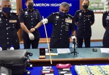 காரில் இருந்து திருடப்பட்ட 260,000 வெள்ளி மதிப்பிலான பொருட்கள் மீட்பு – 3 ஜோடிகள் கைது