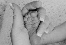 Angkara cemburu, suami simbah isteri, bayi dengan minyak panas