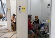 நாட்டில் 64.2 விழுக்காடு பெரியவர்கள் பூஸ்டர் தடுப்பூசி செலுத்திக் கொண்டுள்ளனர்