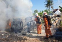 குப்பைகளை எரித்தபோது தீப்பற்றிக் கொண்ட மைவி கார்; தீயில் எரிந்து நாசம்