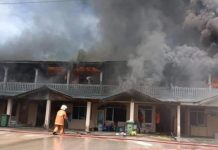 நீண்ட வீட்டுக் குடியிருப்பில் தீப்பரவல் ; 11 குடும்பங்கள் வீடுகளை இழந்தன