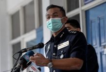 கூட்டரசு நெடுஞ்சாலையில் 5 வாகனங்கள் சம்பந்தப்பட்ட விபத்து குறித்து போலீசார் விசாரணை