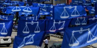 ஜோகூர் தேர்தல்: பெக்கோக்கில் (N06) 3,569 வாக்குகள் பெரும்பான்மையுடன் பாரிசான் நேஷனல் அதிகாரப்பூர்வமாக வெற்றி பெற்றது