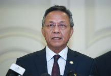 எல்லைகள் மீண்டும் திறப்பு பொருளாதாரத்துறைகளுக்கு புத்துயிர்- டத்தோஸ்ரீ ஹஸ்னி வரவேற்பு