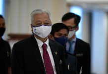 முழுமையாக தடுப்பூசி போடாத அரசு ஊழியர்களுக்கு சிறப்பு Aidilfitri உதவி வழங்கப்படும் : பிரதமர்