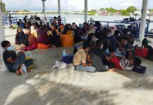 கோல கூராவ் கடல் பகுதியில் கரையொதிங்கிய படகிலிருந்த 143 மியன்மார் அகதிகள் கைது