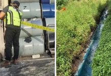 ரசாயன டிரம்களை சுத்தம் செய்ததால் கிள்ளான் ஆறு நீல நிறமாக மாறியது