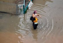 Beberapa kawasan di Klang, Kuala Langat alami banjir kilat