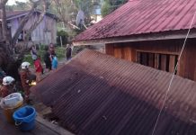 இடிந்து விழுந்த வீட்டில் சிக்கிக் கொண்ட பெண் மற்றும் 4 வயது குழந்தை பாதுகாப்பாக மீட்பு