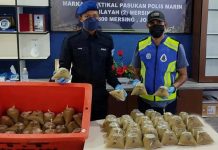 70 கெத்தும் நீர் பாக்கெட்டுகள் வைத்திருந்த லோரி ஓட்டுநர் கைது