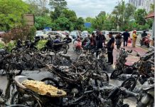 சதி செயலால் 34 மோட்டார் சைக்கிள் தீயில் அழிந்தன?