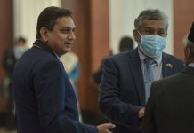 சிகாமாட் நாடாளுமன்ற உறுப்பினர் சந்தாரா கட்சியை விட்டு விலகவில்லை என்கிறார் பெர்சத்து கட்சியின் தகவல் தொடர்பு தலைவர்