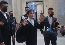 நஜிப்பின் தலைமை வழக்கறிஞராக இருக்கும் ஹியாம் வழக்கில் இருந்து விலக வேண்டாம் என்று பெடரல் நீதிமன்றம் கருத்து