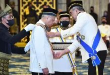 மலாக்கா கவர்னரின் பிறந்தநாள் மரியாதை பட்டியலுக்கு பிரதமர் தலைமை தாங்கினார்