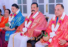 கொழும்புவில் ராஜபக்சே சகோதரர்களுடன் நவராத்திரி விழாவில் பாஜக-வின் சுப்பிரமணிய சாமி