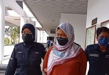 தனது முன்னாள் கணவரை கத்தியால் குத்திய வழக்கு; இல்லத்தரசி மறுத்து விசாரணை