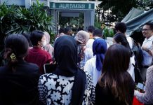 இந்தோனேசியாவில் 5.6 ரிக்டர் அளவில் நிலநடுக்கம்; 20 பேர் வரை உயிரிழந்ததாக உள்ளூர் அதிகாரி தகவல்