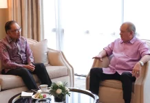 ஜோகூர் சுல்தான் புதிய பிரதமரான அன்வாரை சந்தித்தார்