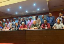 புதிய அரசாங்கத்தை அமைப்பது தொடர்பில் தேசிய முன்னணியின் உச்ச மன்றம் எடுக்கும் முடிவை அதன் உறுப்பினர்கள் பின்பற்ற வேண்டும் – அஹ்மட் ஜாஹிட்