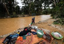 நான்கு மாதங்களில் 10 முறை வெள்ளம்- புலம்பும் பாலிங்வாசிகள்