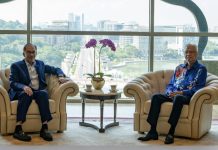 பிரதமர் அன்வார் இப்ராஹிமை இஸ்மாயில் சப்ரி மரியாதை நிமித்தமாக சந்தித்தார்