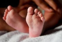 சலவை இயந்திரத்தில் சிக்கி இறந்த ஆறு வயது சிறுவன்