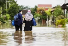 RM7 பில்லியன் வெள்ள நிவாரணத் திட்டங்கள் நிறுத்தி வைக்கப்பட்டுள்ளன