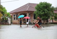 நாடளாவிய ரீதியில் 70,000 க்கு மேற்பட்டவர்கள் வெள்ளத்தால் பாதிக்கப்பட்டுள்ளனர்