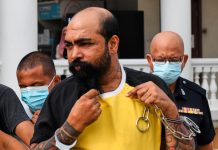 போலீஸ்காரர் போல் மாறாட்டம் செய்த வழக்கில் குற்றமற்றவர் என்று விசாரணை கோரிய பிரேமாந்திரன் பிள்ளை