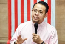 அரசு ஊழியர்களின் வெளிநாட்டுப் பயணச் செலவுகளை தனியார் நிறுவனங்கள் செலுத்துவதை கருவூலம் நிறுத்துகிறது