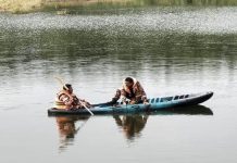 ஏரியில் விழுந்த பந்தை எடுக்க சென்ற 16 வயது சிறுவன் மூழ்கி இறந்திருக்கலாம் என்று அச்சம்