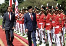 இந்தோனேசியாவின் போகூரில் உள்ள தேசிய அரண்மனையில் பிரதமர் அன்வாருக்கு சிறப்பான வரவேற்பு