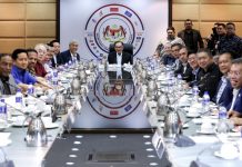 பொய்களை முறியடிப்பதற்கும், கருத்துக் கணிப்புகளை நிர்வகிப்பதற்கும் ஐக்கிய அரசாங்கம் குழுக்களை அமைக்கும்