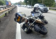 மோட்டார் சைக்கிள் மற்றும் காரை உட்படுத்திய விபத்தில் கணவன் மனைவி பலி