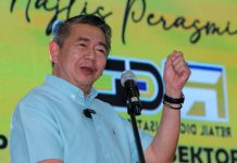 பெட்ரோல், டீசல் மானியத்தை நிறுத்தும் திட்டம் இப்போதைக்கு இல்லை: சலாவுதீன்