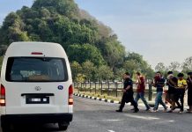 அனுமதியின்றி பட்டாசுகளை வைத்திருந்த குற்றத்தை ஒப்புக்கொண்ட வியாபாரிக்கு 5,000 ரிங்கிட் அபராதம்