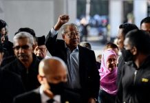 தலைவராக தான் நீடிக்க வேண்டுமா என்பதை பெர்சத்து உச்சமன்றமே முடிவு செய்யட்டும்; முஹிடின்