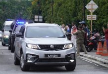 Najib tiba di Mahkamah Kuala Lumpur