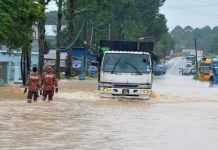 வெள்ளத்தால் பாதிக்கப்பட்ட மக்களுக்கு உதவும் பணியில் 369 போலீசார் ஈடுபட்டுள்ளனர்- தேசிய போலீஸ் படை தலைவர்