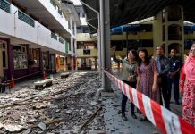 செராஸ் ஜெயா இடைநிலை பள்ளியின் மேற்கூரை இடிந்து விழுந்தது