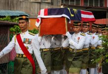 பெலும் வனப்பகுதியில் கண்டெடுக்கப்பட்ட ராணுவ வீரரின் உடல் ராணுவ மரியாதையுடன் அடக்கம் செய்யப்பட்டது