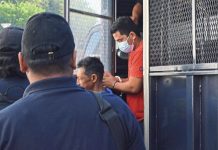 மனைவியை கொலை செய்ததாக போலீஸ்காரர் மீதான வழக்கு மே 12 ஆம் தேதிக்கு ஒத்தி வைப்பு