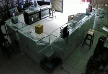 Polis buru suspek larikan 70 unit iPhone