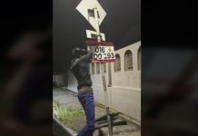 வட்டி முதலைகளிடம் தான் அனுபவித்த துன்பம் மற்றவர்களுக்கு வரக்கூடாது என்பதற்காக வட்டி பேனர்களை கிழிக்கும் விக்ரம் நாயுடு